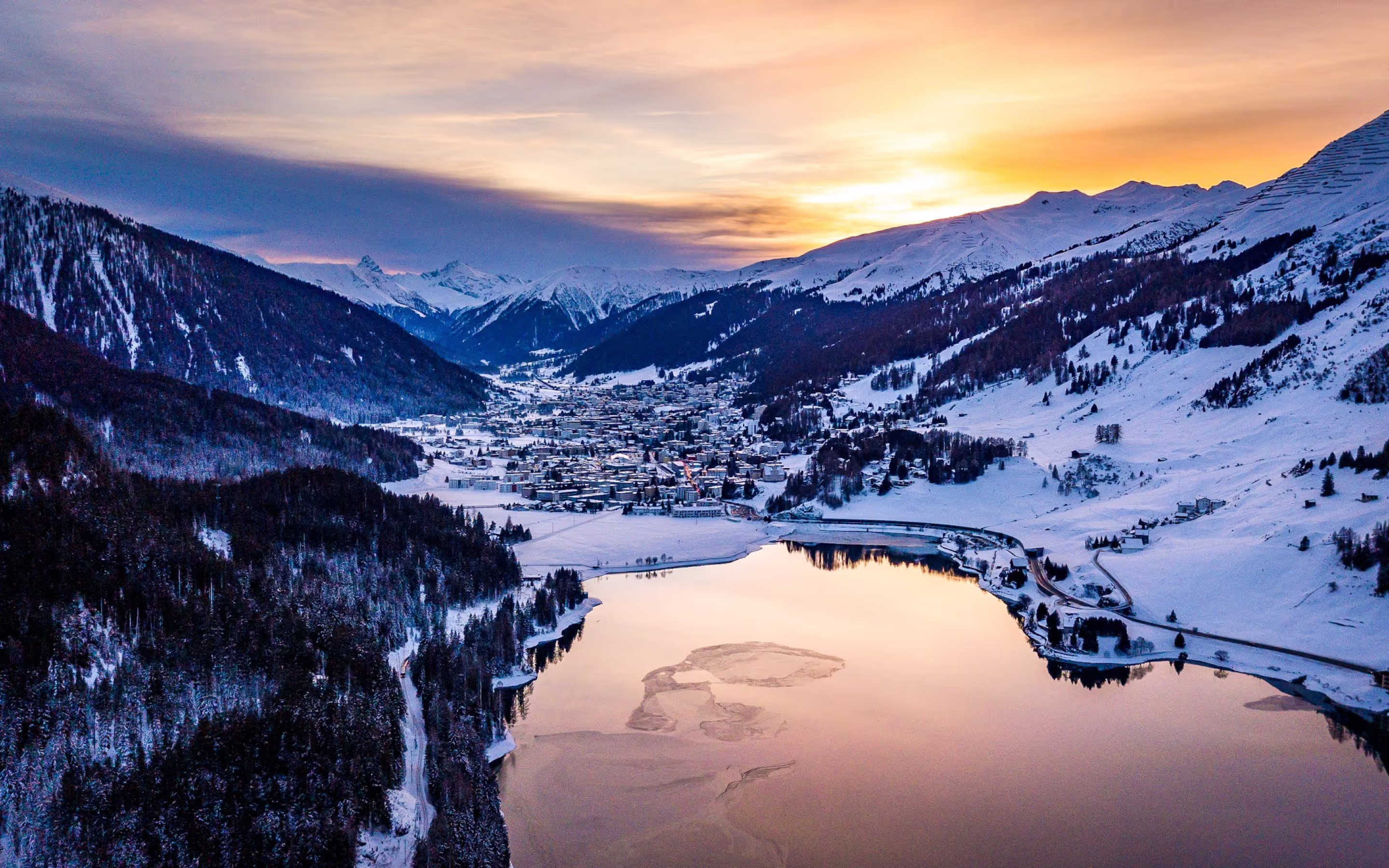 Women’s Leadership Circle Davos - Female leaders connecting and inspiring